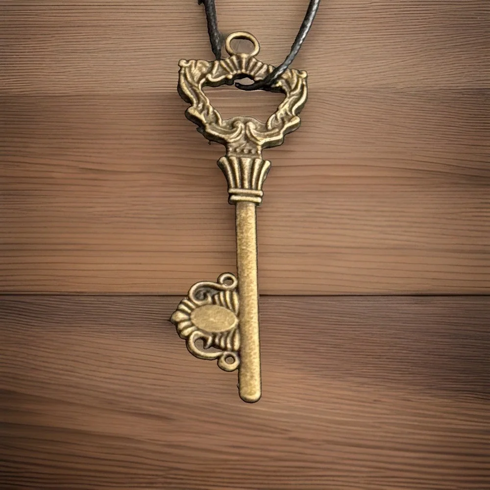 Skeleton Key Necklace Large Ornate Victorian Pendant Dark Academia Steampunk